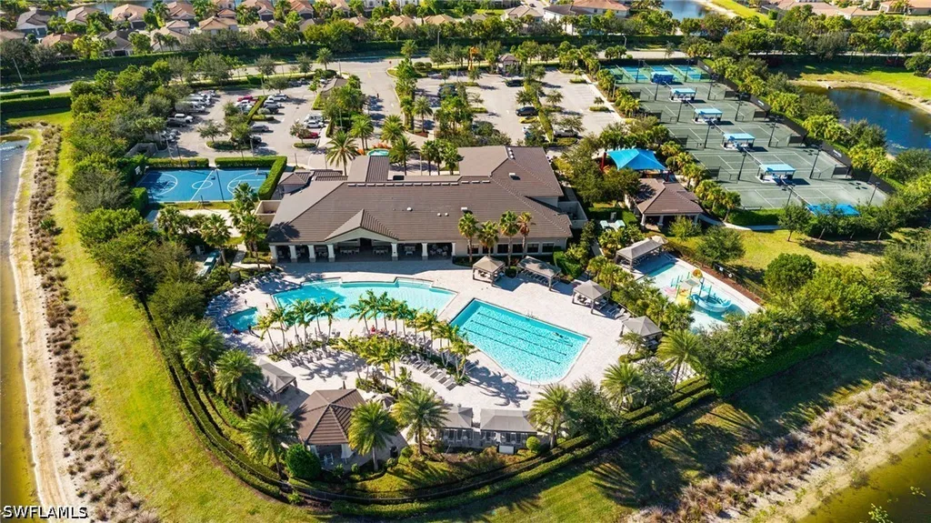 4586 Luminary Avenue Naples FL 34119