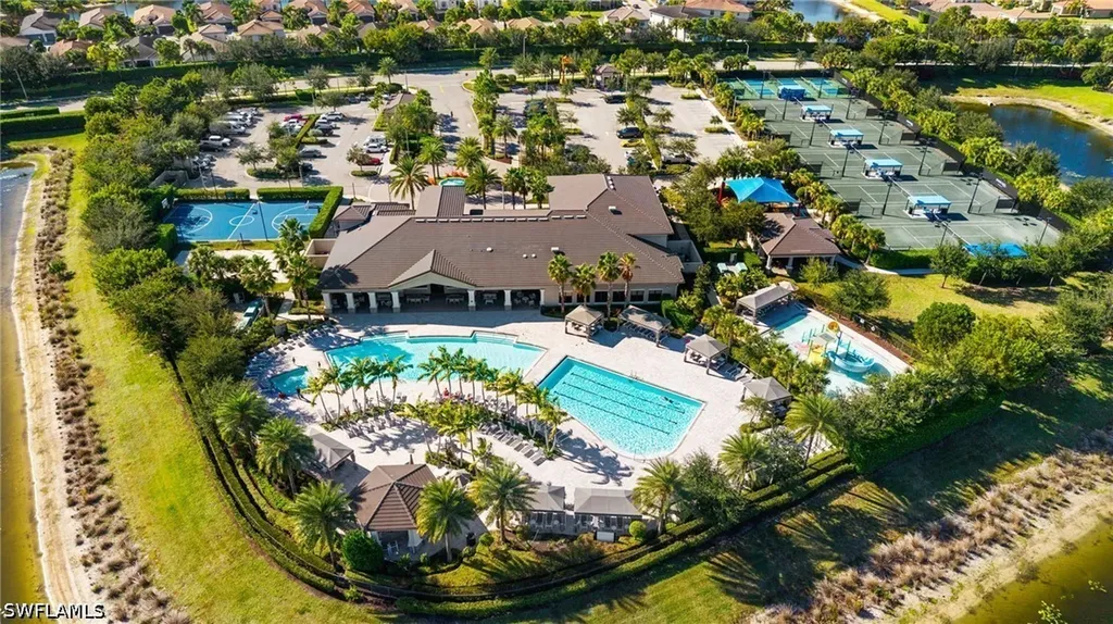4586 Luminary Avenue Naples FL 34119