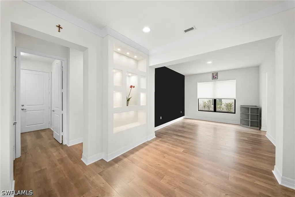 4586 Luminary Avenue Naples FL 34119