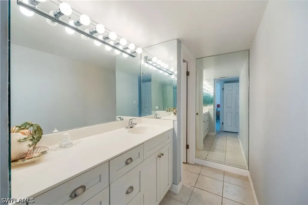 25806 Cockleshell Drive Bonita Springs FL 34135