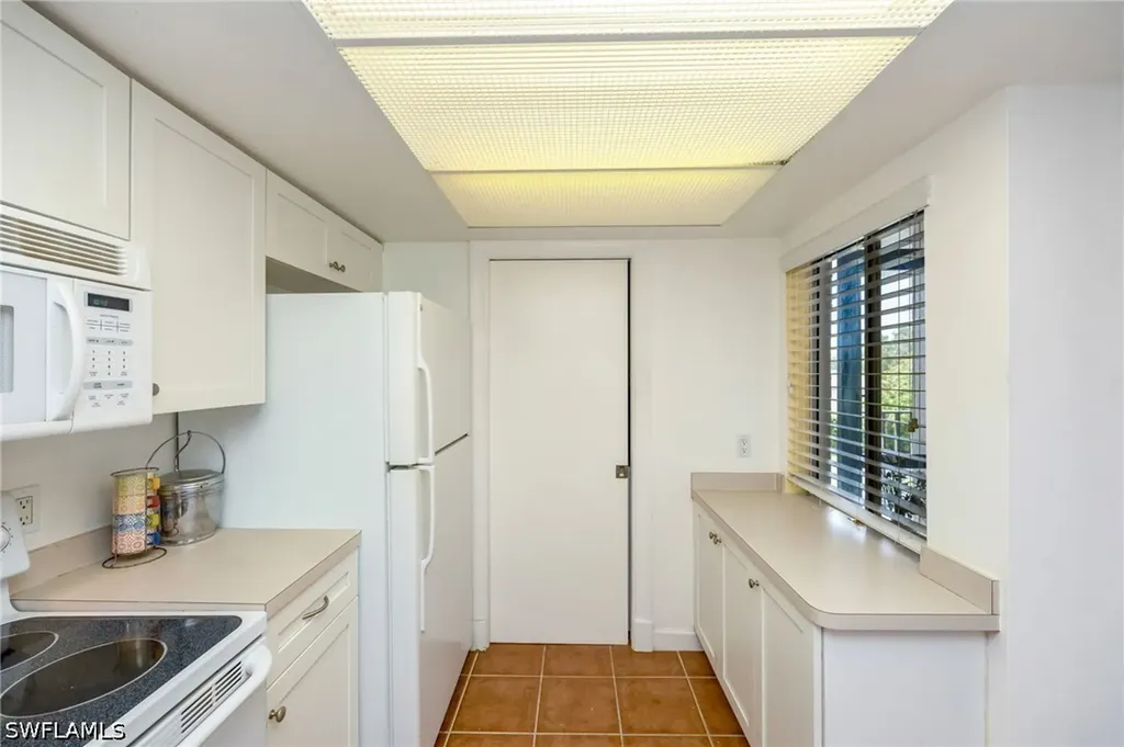 25806 Cockleshell Drive Bonita Springs FL 34135