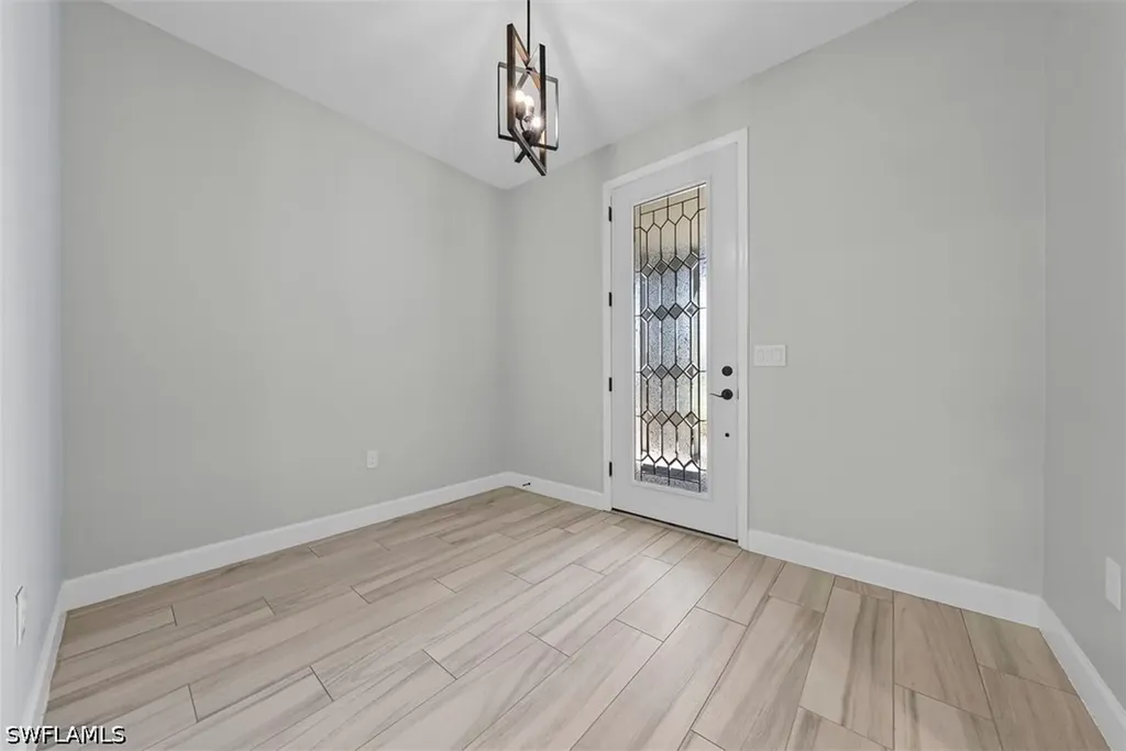 2038 Grove Drive Naples FL 34120