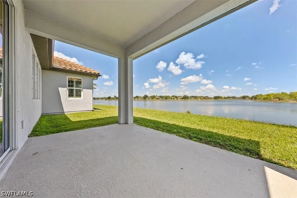 2038 Grove Drive Naples FL 34120