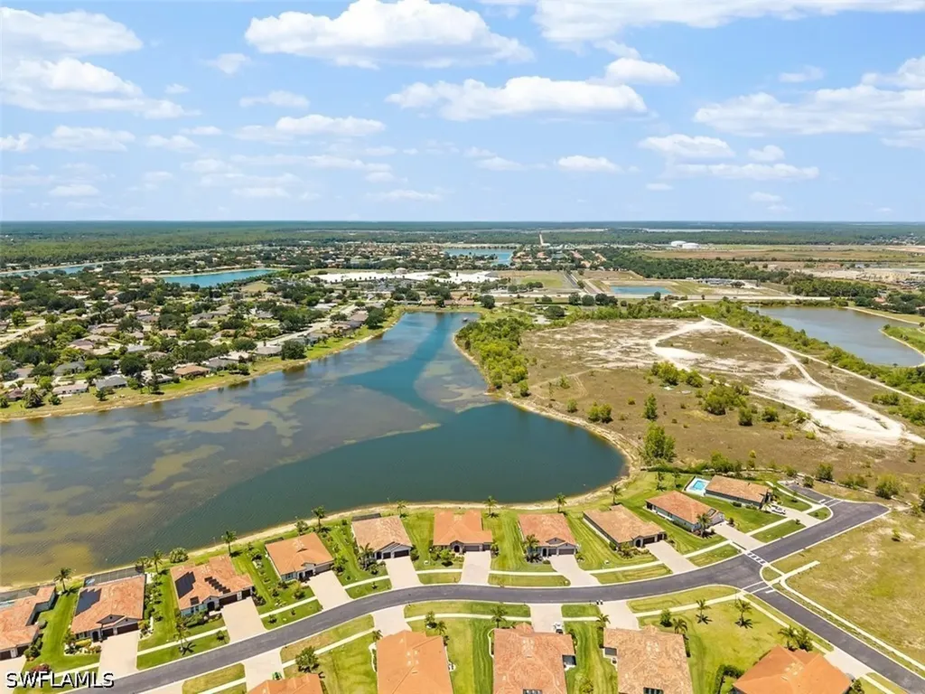 2038 Grove Drive Naples FL 34120