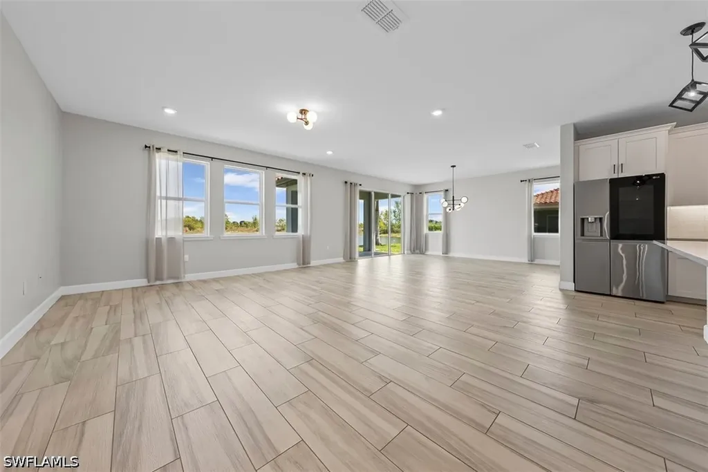 2038 Grove Drive Naples FL 34120