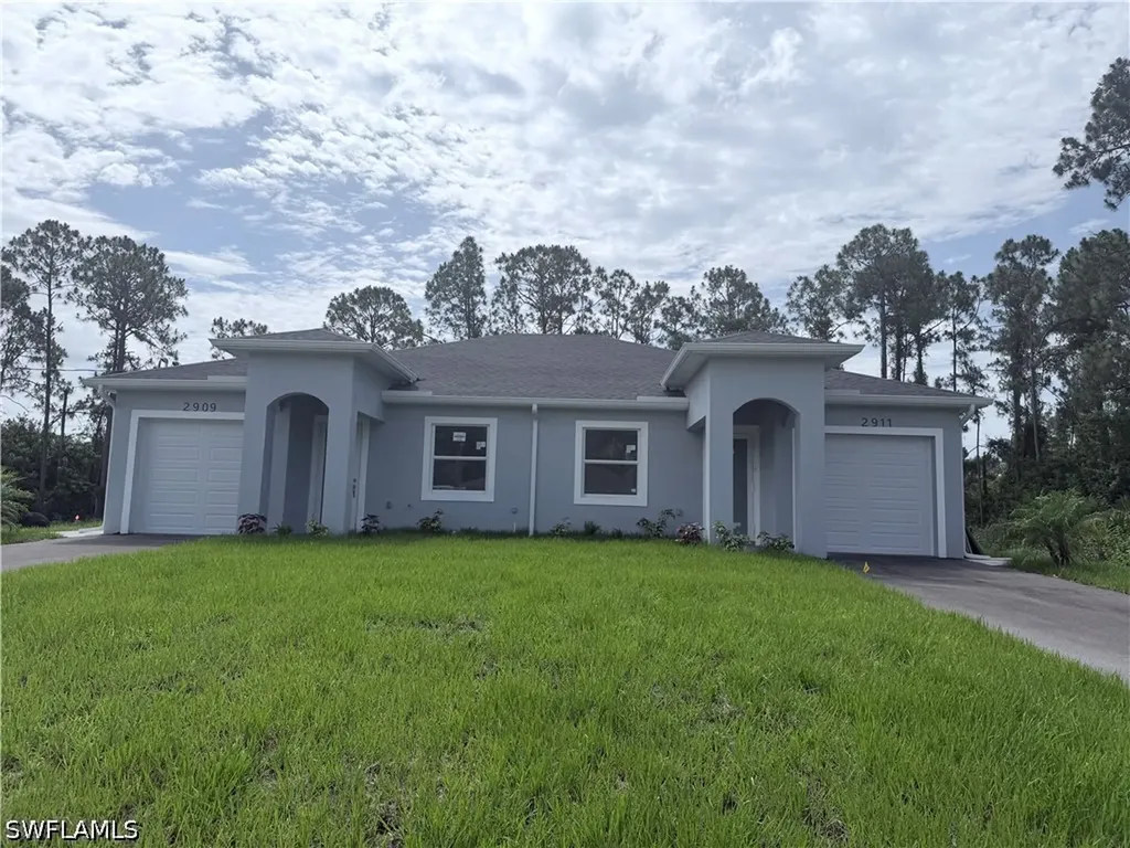 2909 Hightower Avenue S Lehigh Acres FL 33973