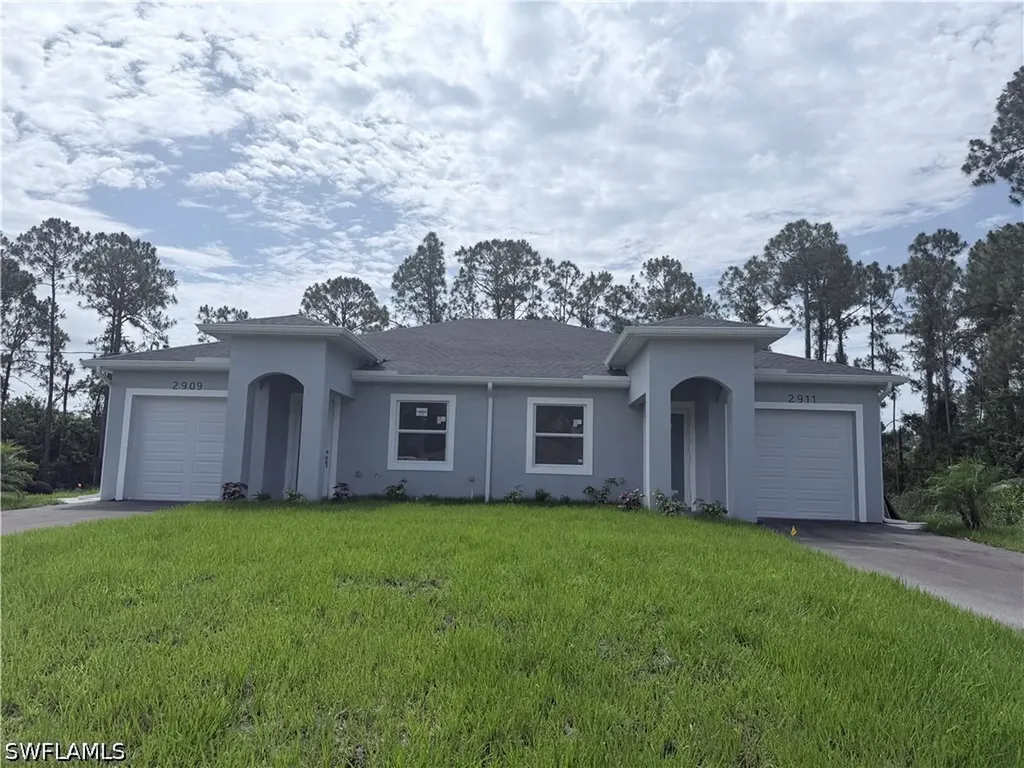 2909 Hightower Avenue S Lehigh Acres FL 33973