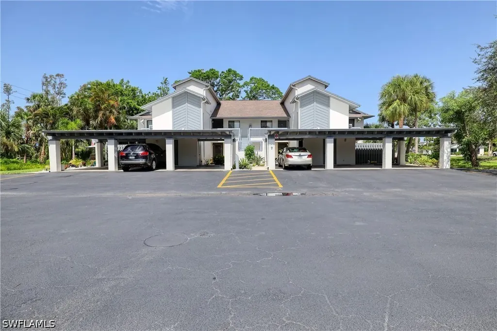 Fort Myers FL, 17456 Overhill Drive, Unit F
