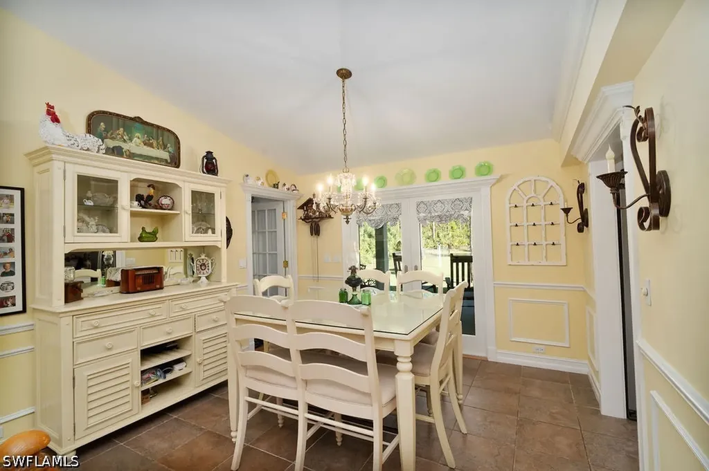 2421 22nd Avenue NE Naples FL 34120