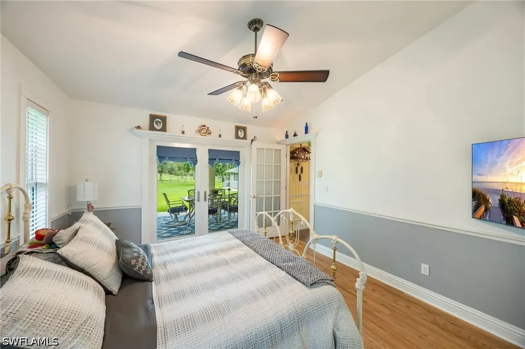 2421 22nd Avenue NE Naples FL 34120