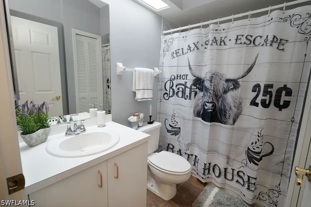 2421 22nd Avenue NE Naples FL 34120