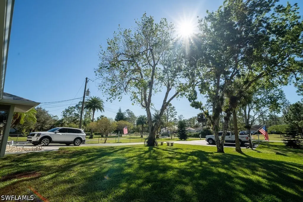 2421 22nd Avenue NE Naples FL 34120