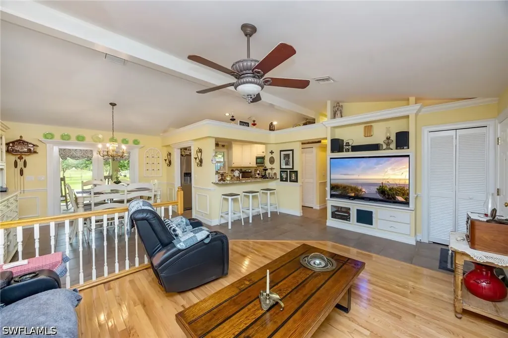 2421 22nd Avenue NE Naples FL 34120