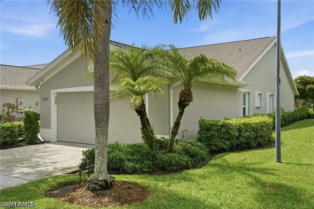 6195 Mandalay Circle Naples FL 34112