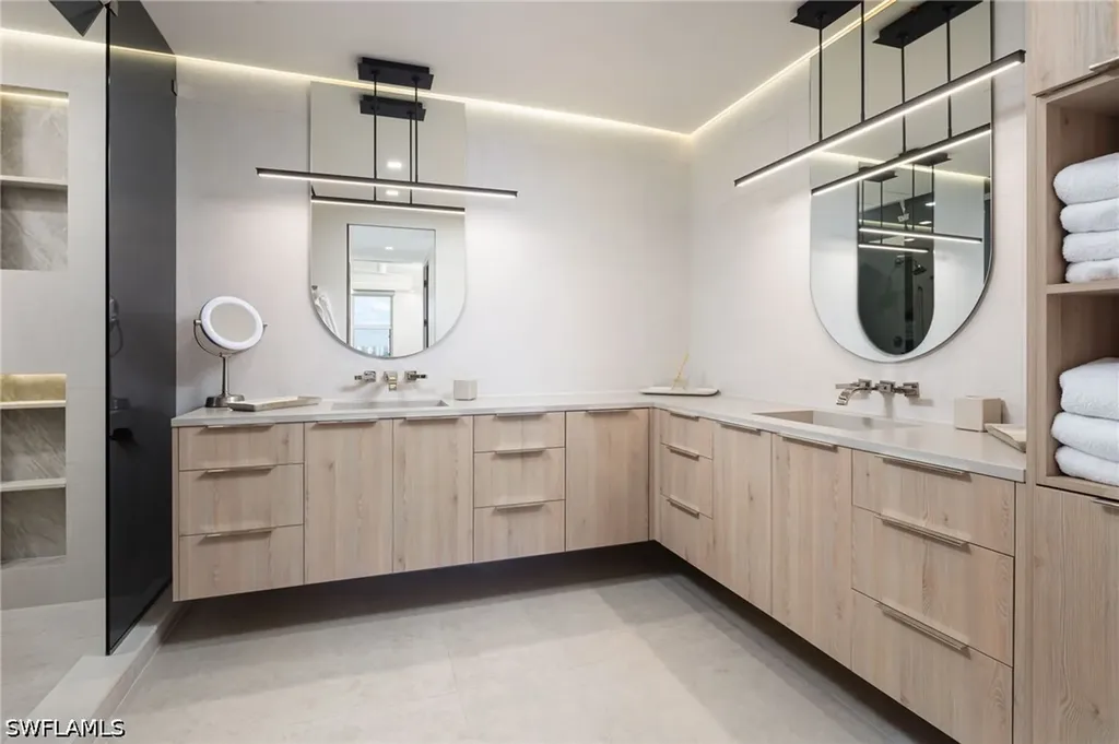 410 Flagship Drive Naples FL 34108