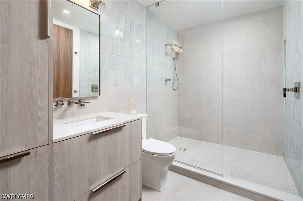410 Flagship Drive Naples FL 34108