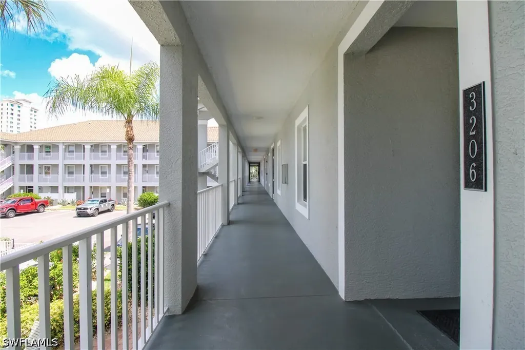519 Roma Court Naples FL 34110