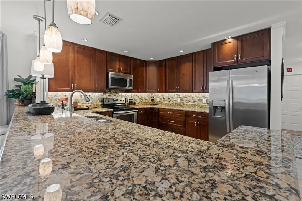 16442 Timberlakes Drive Fort Myers FL 33908