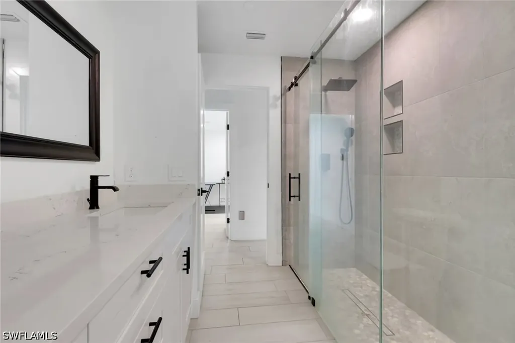 27126 Rue De Paix Bonita Springs FL 34135