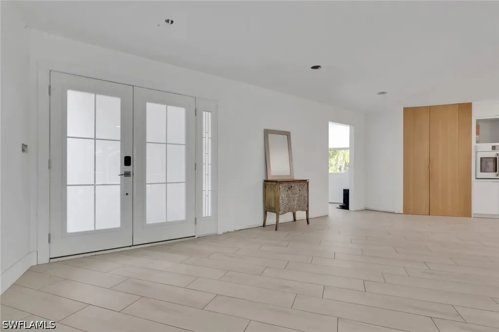 27126 Rue De Paix Bonita Springs FL 34135