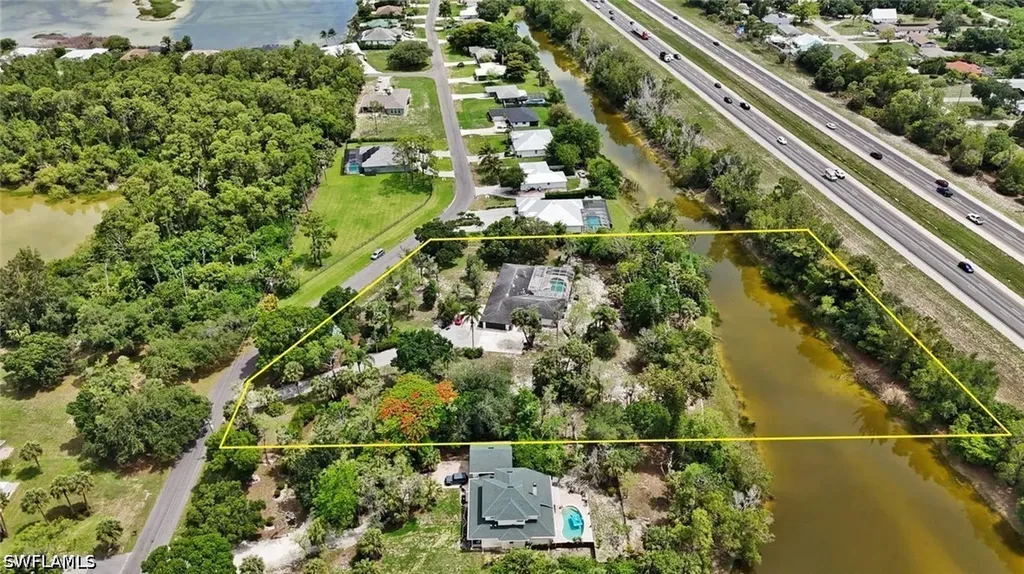 27126 Rue De Paix Bonita Springs FL 34135