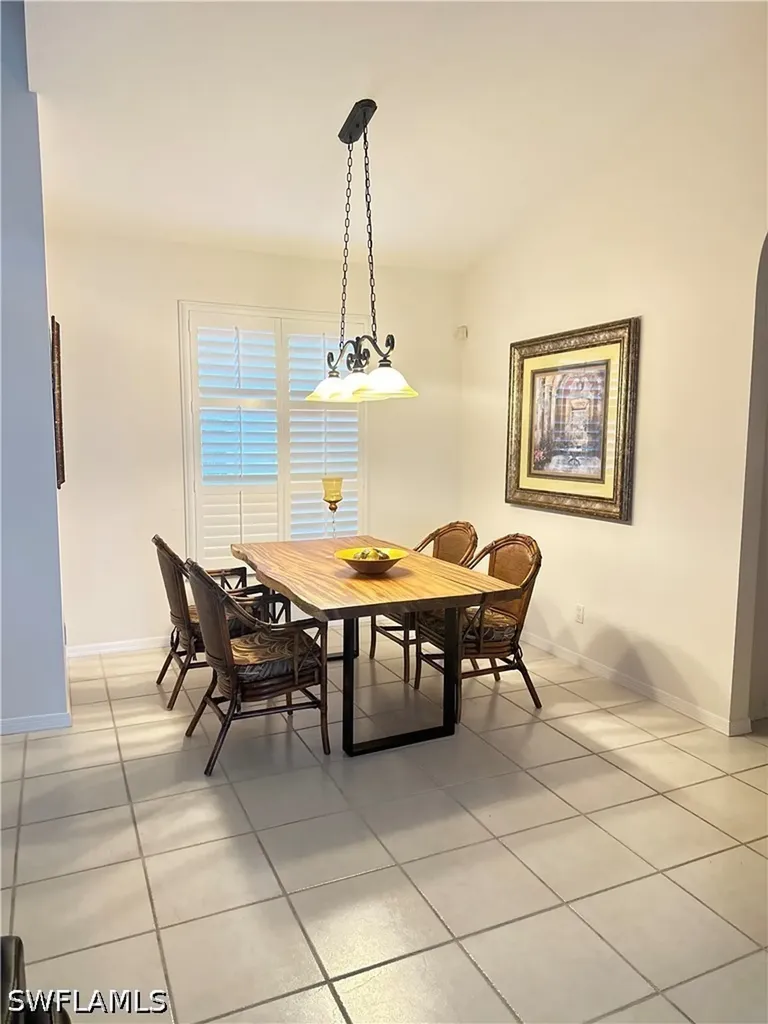 930 Marble Drive Naples FL 34104