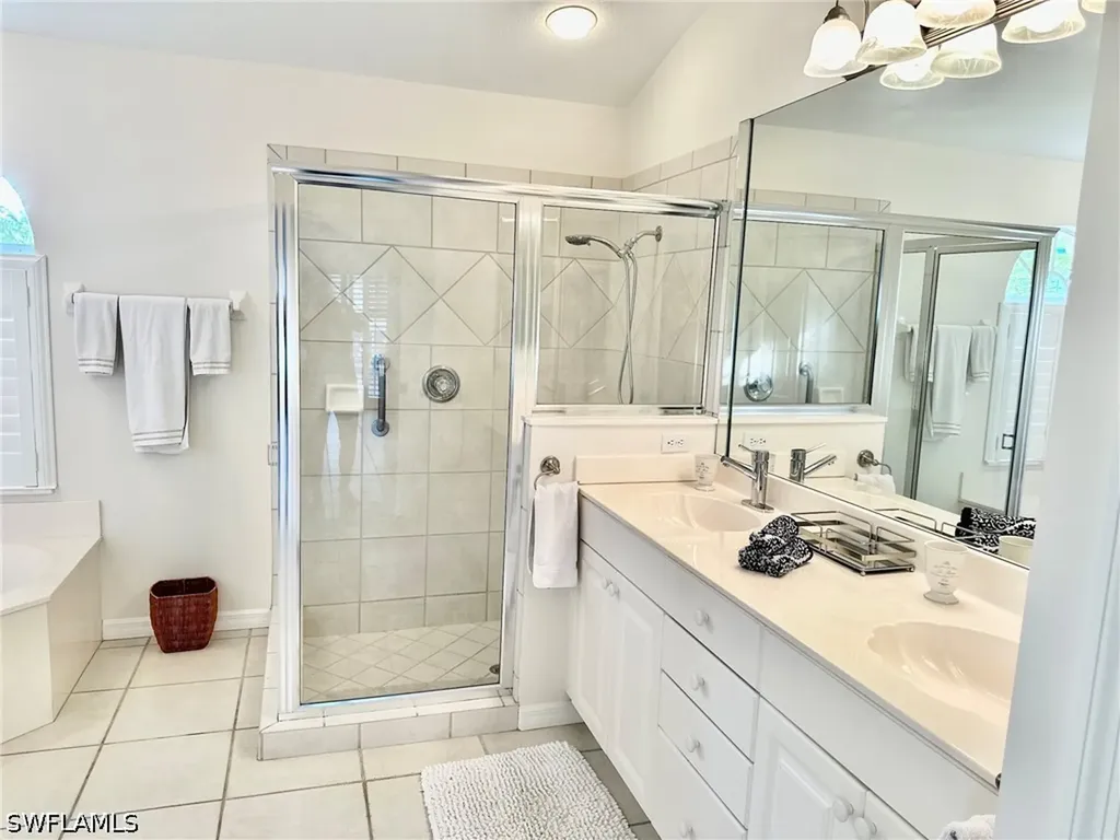930 Marble Drive Naples FL 34104