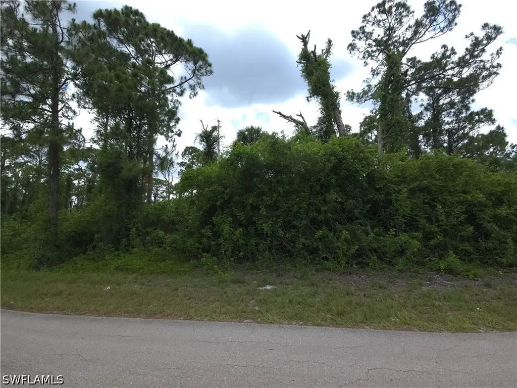 566 Parker Avenue S Lehigh Acres FL 33974
