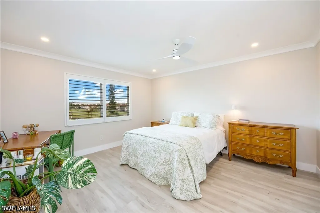 29 High Point Circle E Naples FL 34103