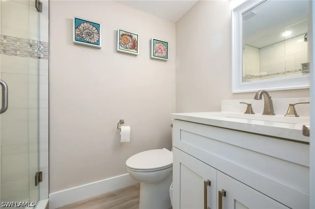 29 High Point Circle E Naples FL 34103