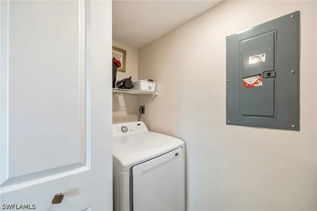 29 High Point Circle E Naples FL 34103
