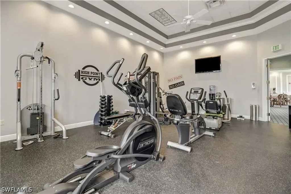 29 High Point Circle E Naples FL 34103