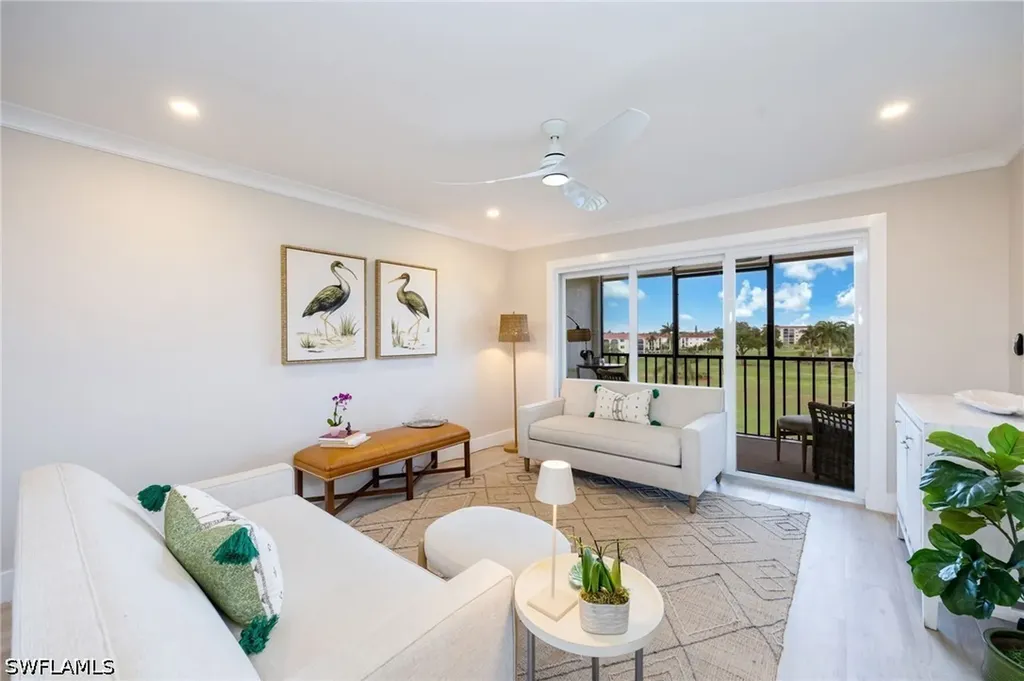 29 High Point Circle E Naples FL 34103