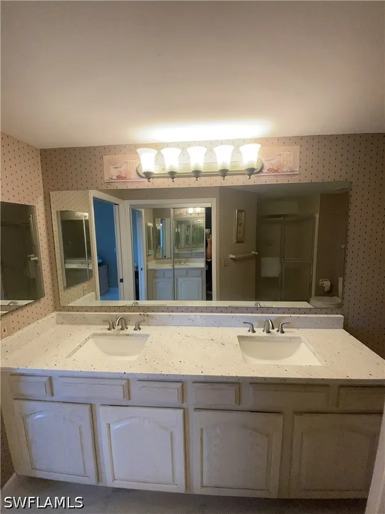 13105 Vanderbilt Drive Naples FL 34110