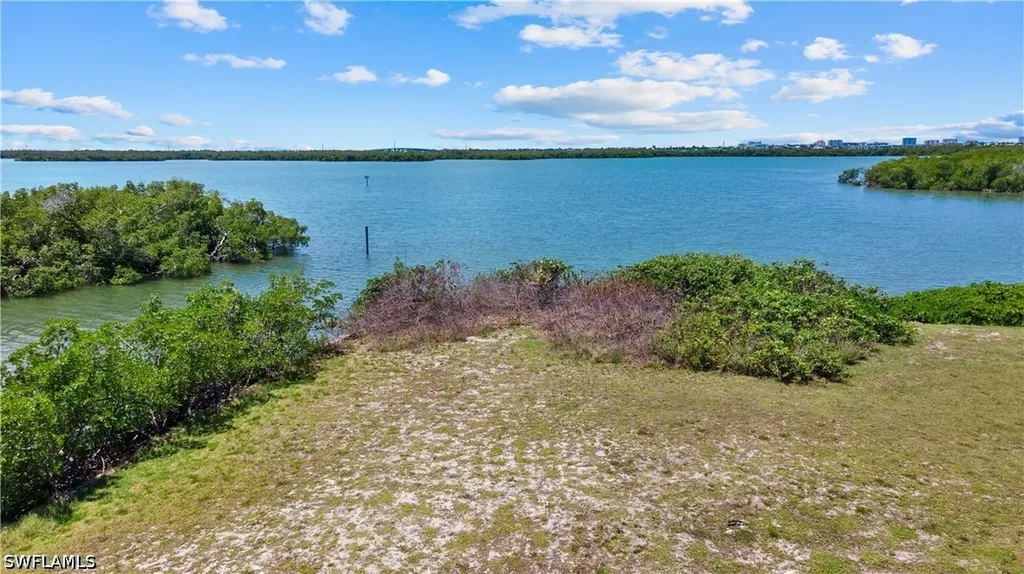 429 San Juan Avenue Naples FL 34113