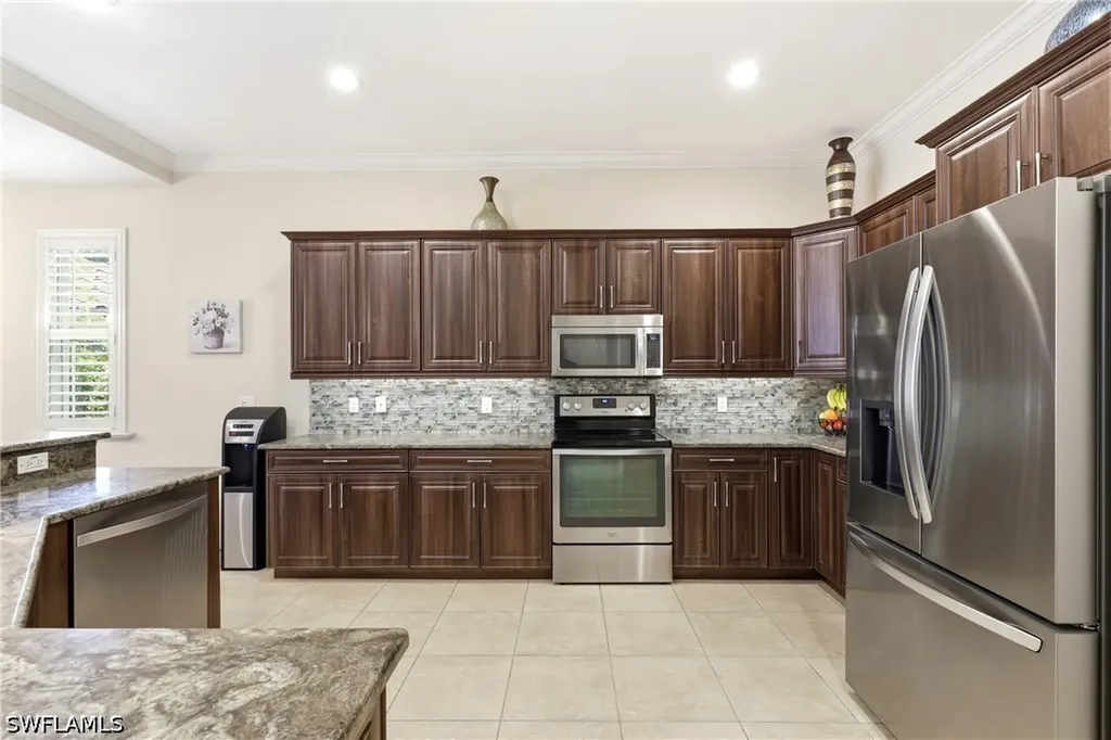 10736 Fieldfair Drive Naples FL 34119