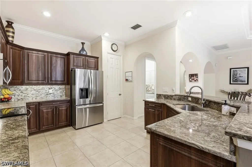 10736 Fieldfair Drive Naples FL 34119