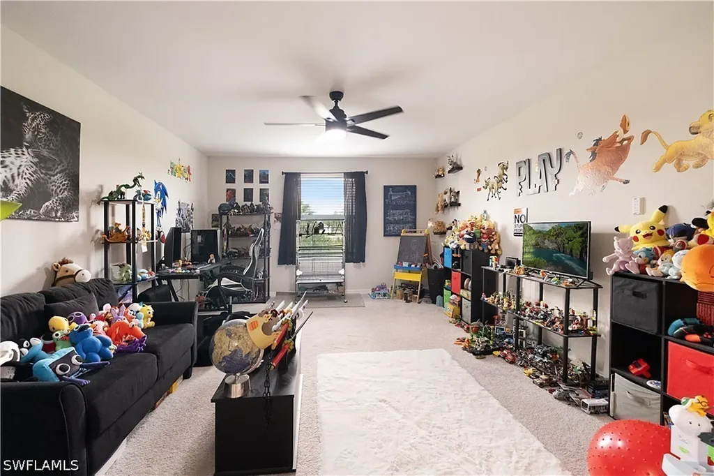 2284 Dancy Street Naples FL 34120