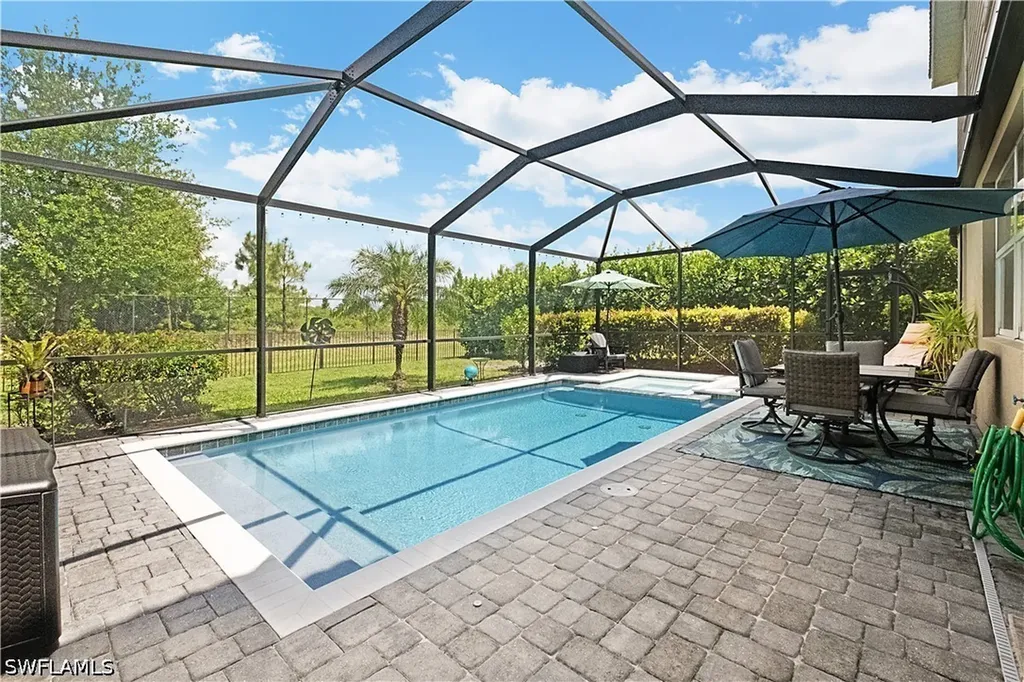 2284 Dancy Street Naples FL 34120