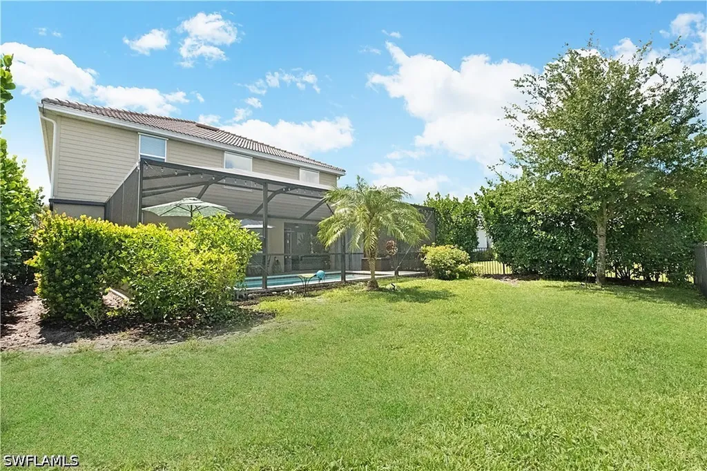 2284 Dancy Street Naples FL 34120