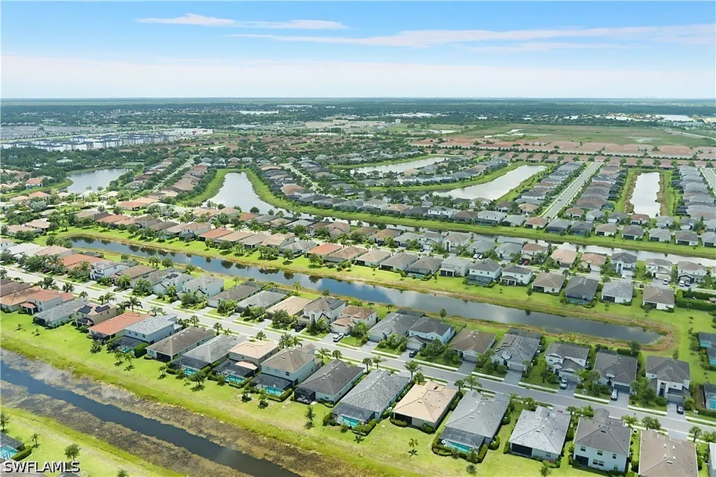 2284 Dancy Street Naples FL 34120