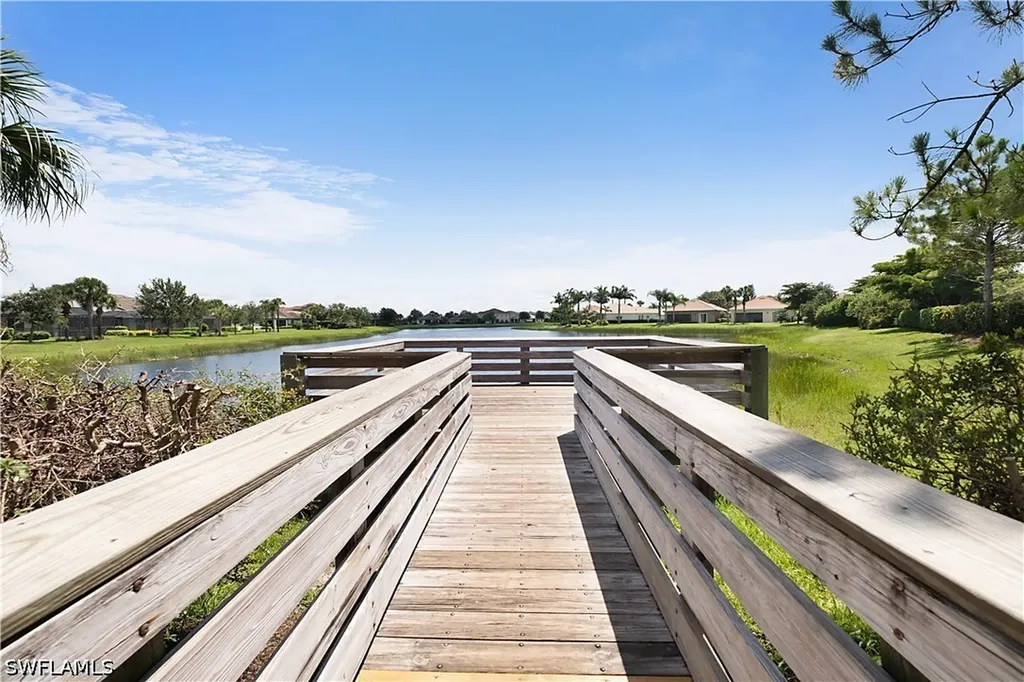 2284 Dancy Street Naples FL 34120