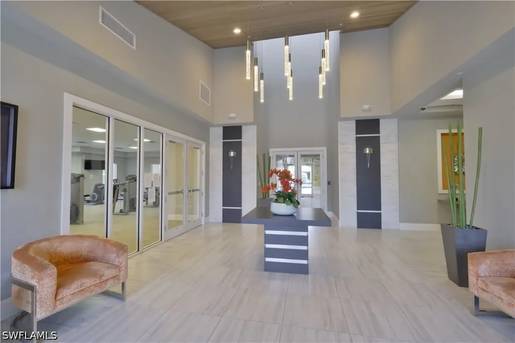 2284 Dancy Street Naples FL 34120