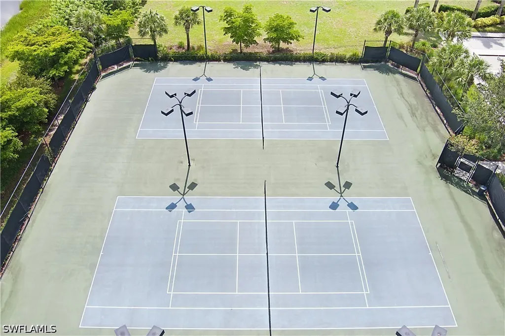 2284 Dancy Street Naples FL 34120