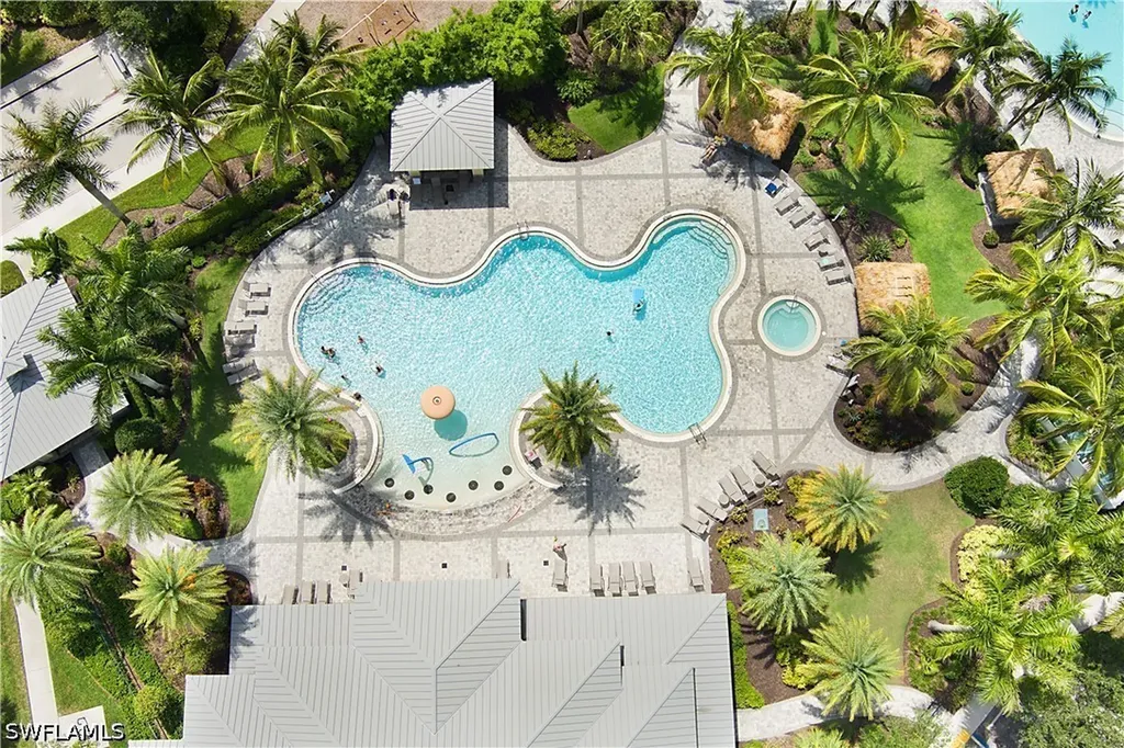 2284 Dancy Street Naples FL 34120