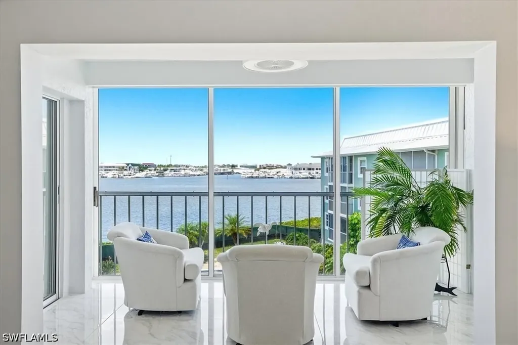 1280 Blue Point Avenue Naples FL 34102
