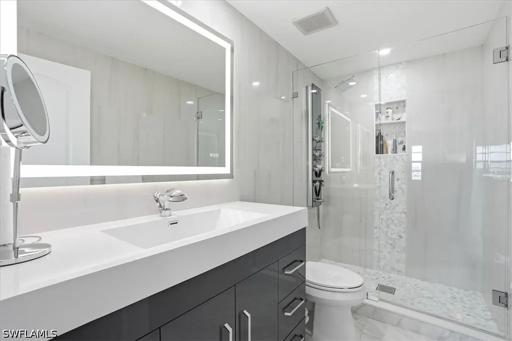 1280 Blue Point Avenue Naples FL 34102
