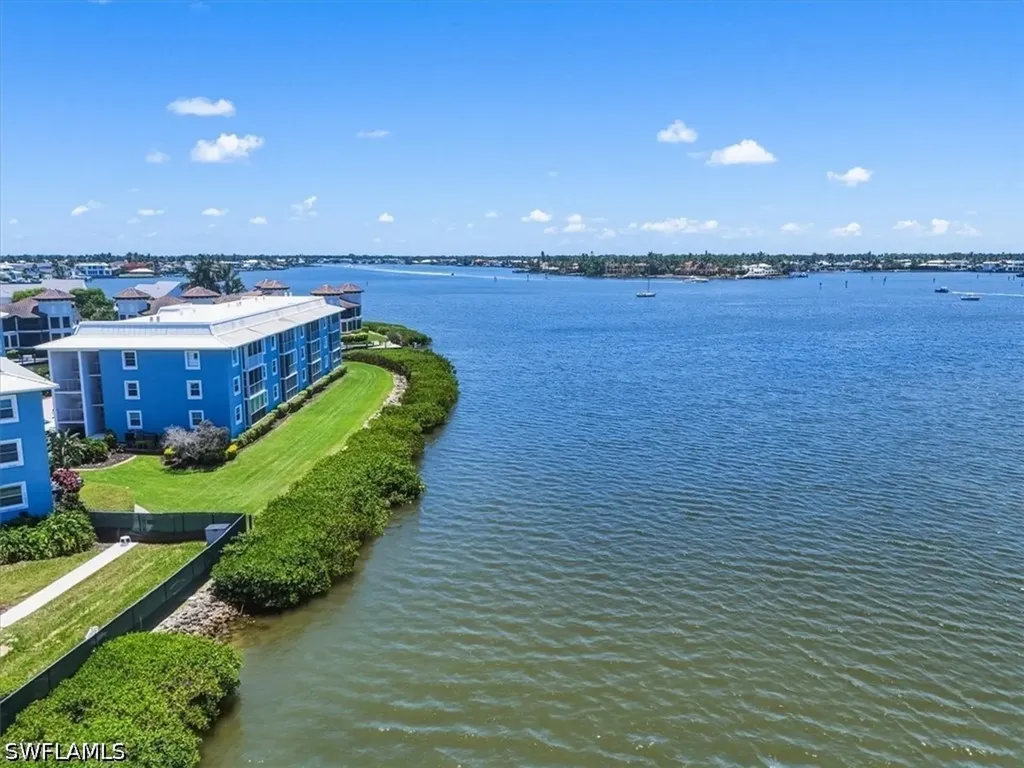1280 Blue Point Avenue Naples FL 34102