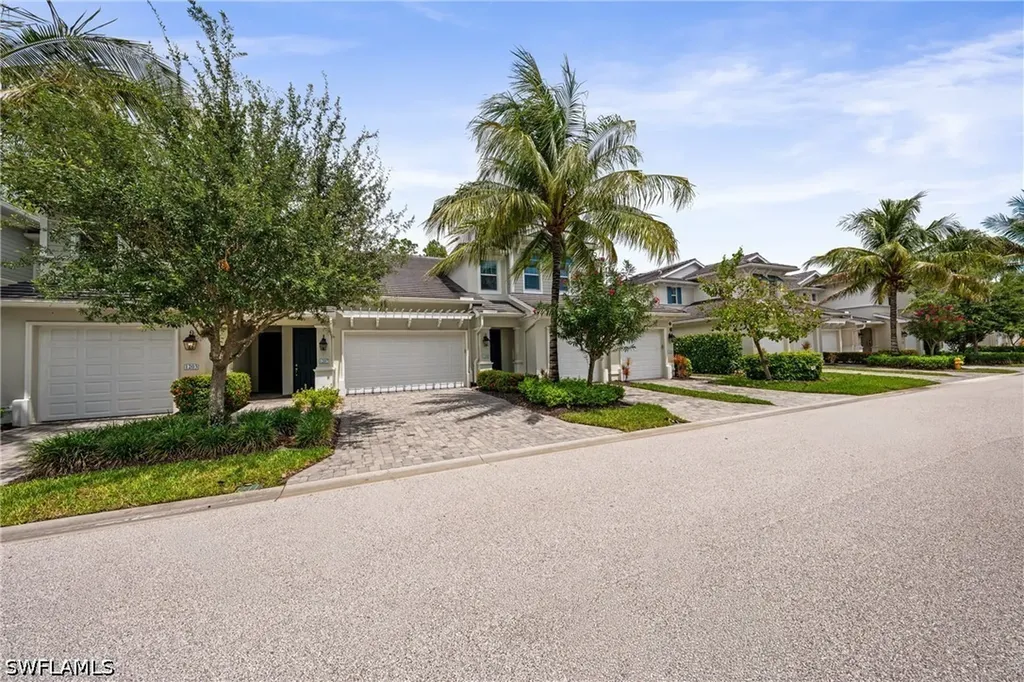6981 Avalon Circle Naples FL 34112