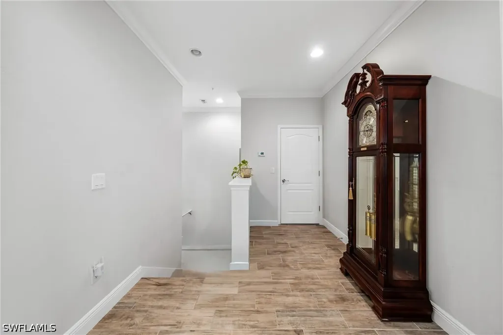 6981 Avalon Circle Naples FL 34112